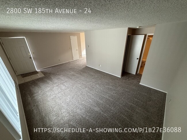 Foto del edificio - 2br Upstairs Unit - ALOHA CREST APTS Water...