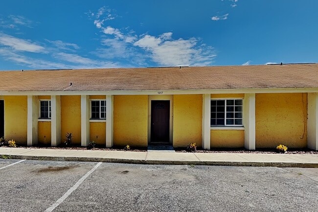 Photo - 1917 Truman Rd House