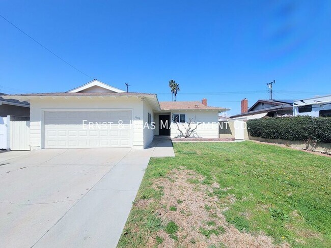 Building Photo - Beautiful 3 bedroom 2 Bath home in Prime C...