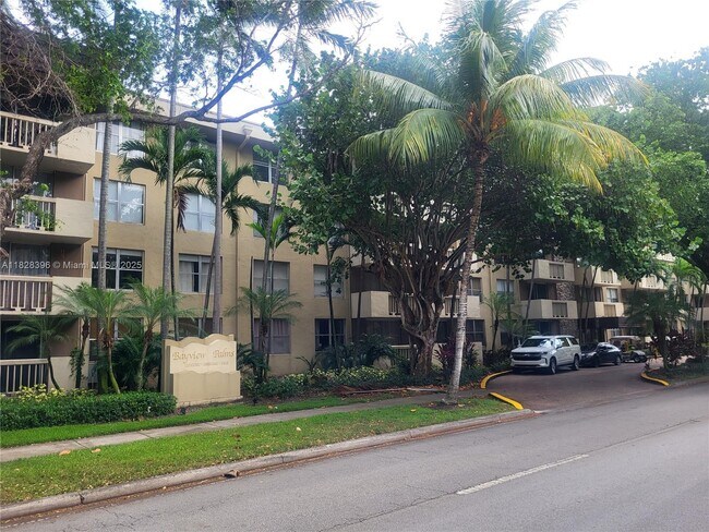 Foto del edificio - 1800 Sans Souci Blvd