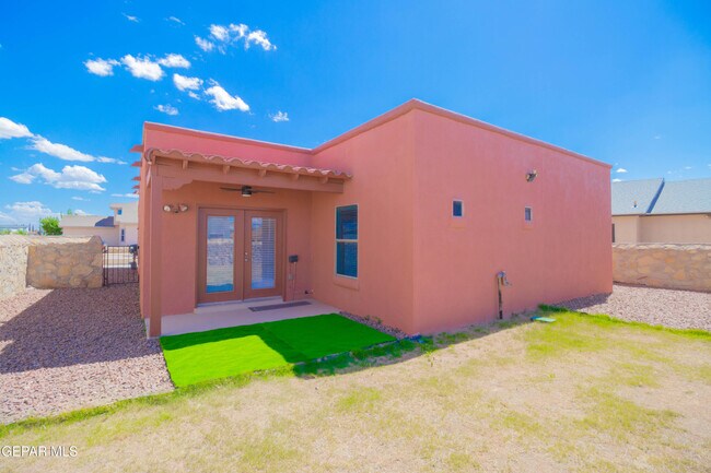 Foto del edificio - 14749 Sand Gate Dr