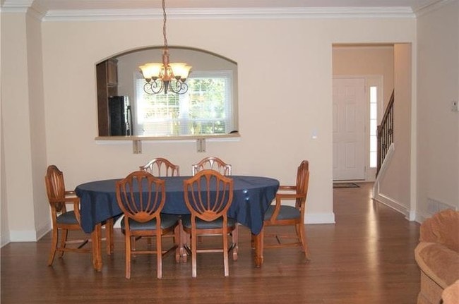Building Photo - 4560 Cold Spring Ct