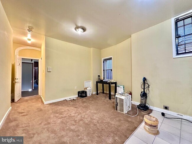 Foto del edificio - 1849 N 17th St