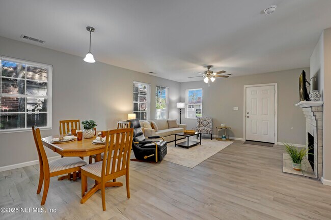 Foto del edificio - 2908 Broadway Ave