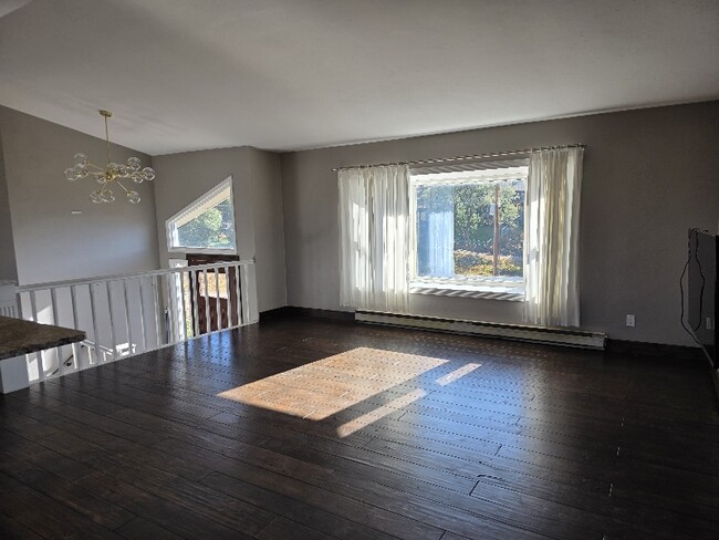 Foto del edificio - 124 Deer Trail Ave