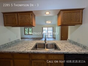 Building Photo - 2285 S Thompson Dr