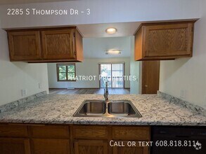 Building Photo - 2285 S Thompson Dr