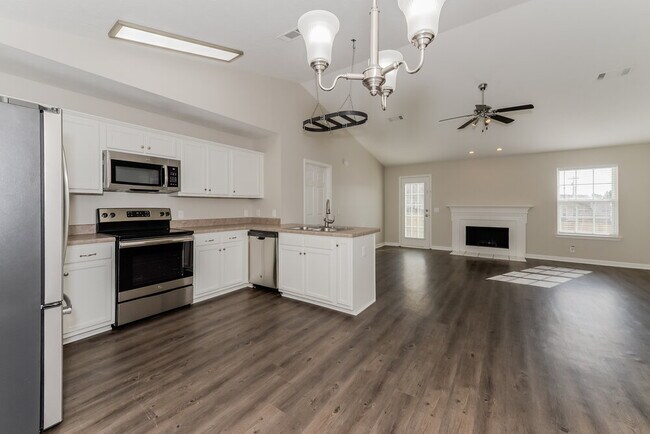 Foto del edificio - 7409 E Winchester Dr