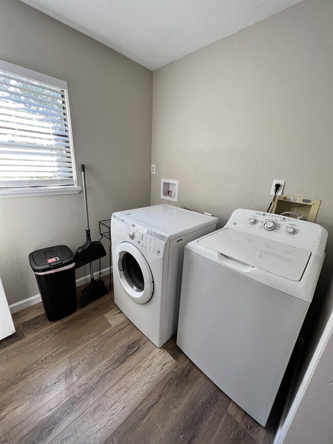 6504 Blue Ridge Trail Unit 6, Plano, TX 75023 Room for Rent in Plano