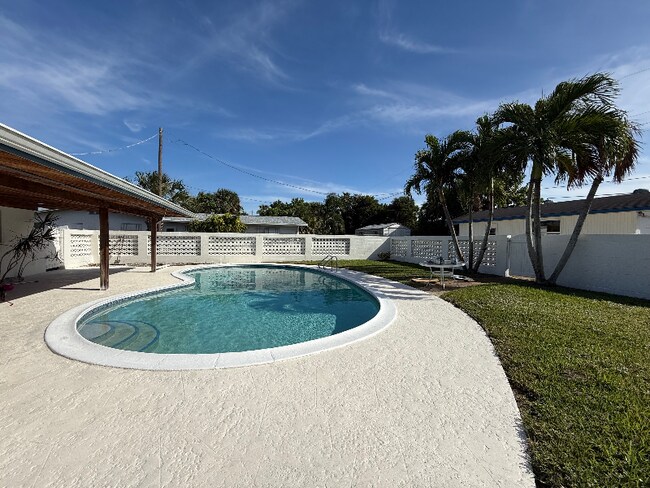 Foto del edificio - 1642 NE South St