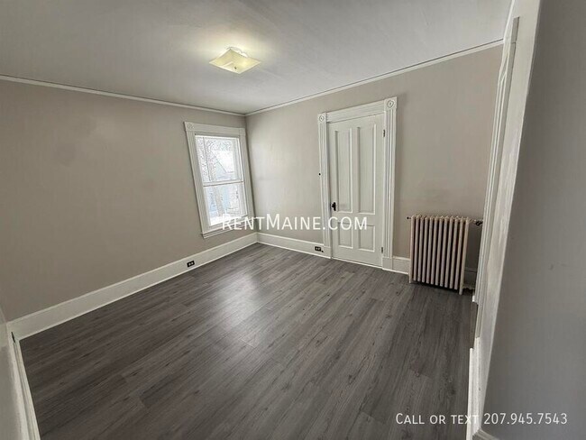 Foto del edificio - 402 Fourth St. Apt.-2