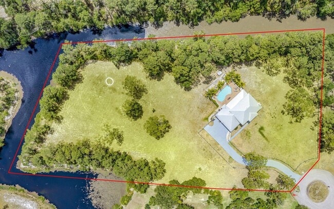 Foto del edificio - 3202 SW Holly Ln