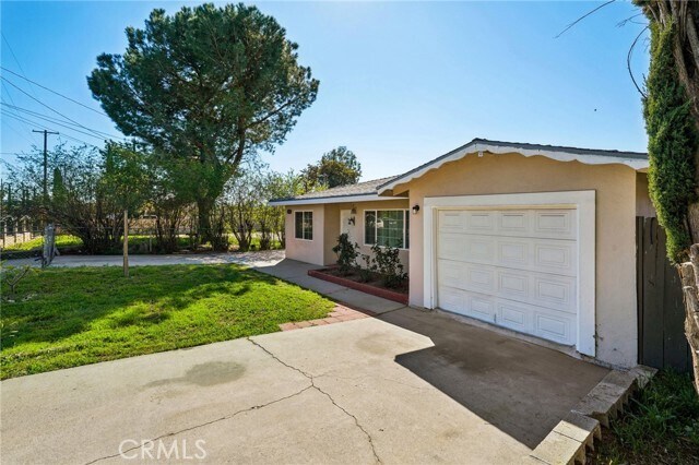 Foto del edificio - 7390 Valaria Dr