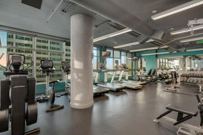 Foto del edificio - 1 bedroom in Seattle WA 98121
