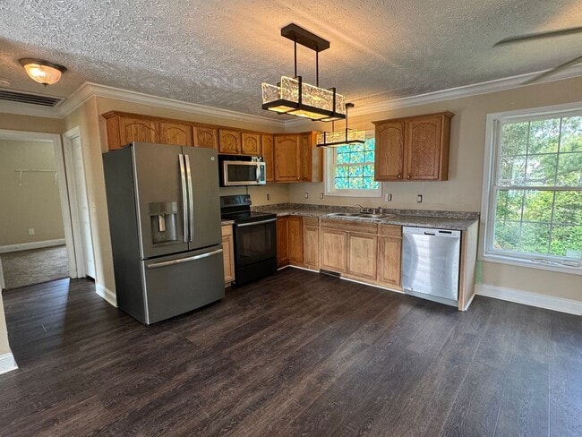 Building Photo - Conway - 3 Bedroom / 2 Bathroom Home