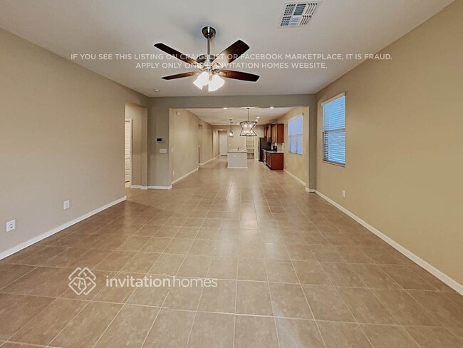 Building Photo - 373 W Satinka Dr