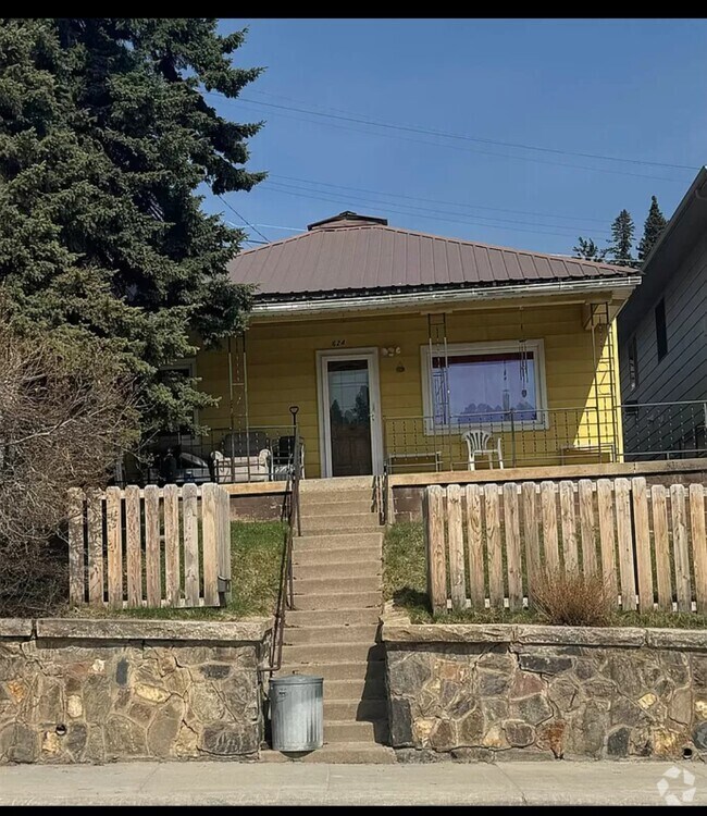 Apartments under 1,500 in Lead SD 8 Rentals