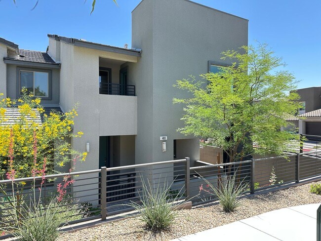 Building Photo - Summerlin Village 21