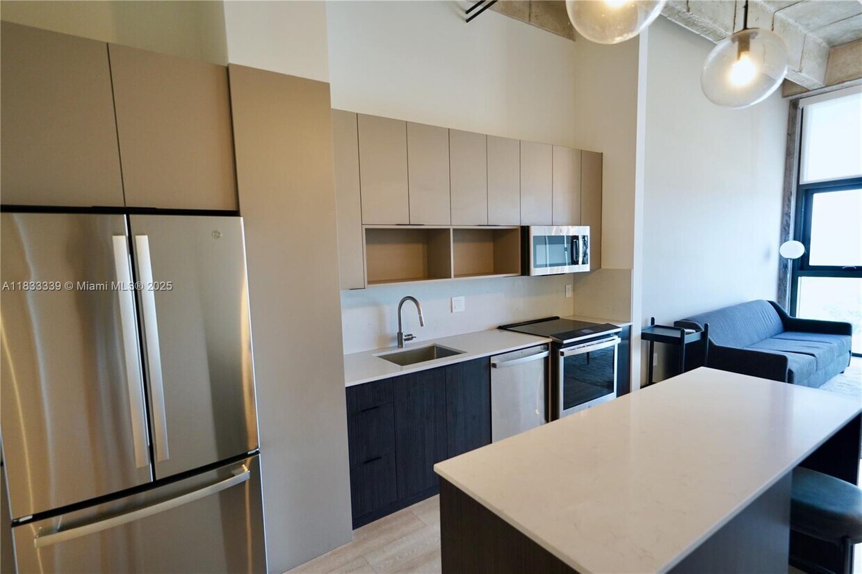 Foto principal - 7920 NE 2nd Ave