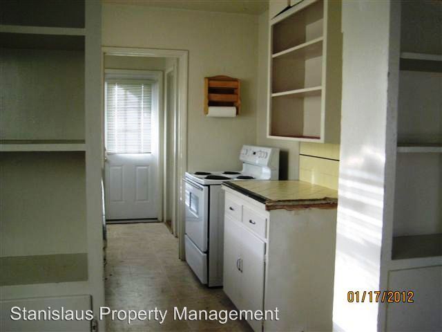Building Photo - 733 Ramona Ave