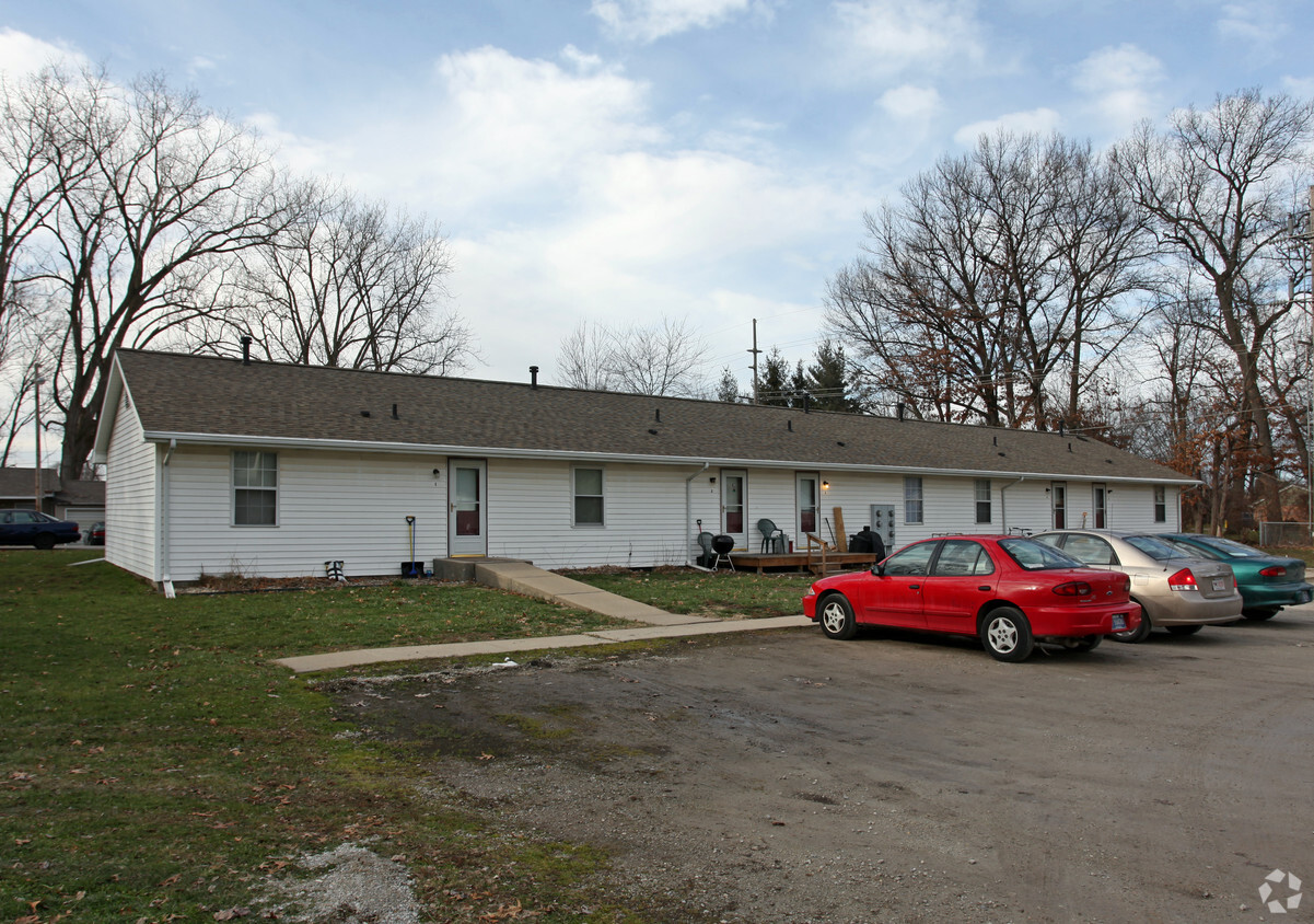 Building Photo - North Roosevelt Apartments