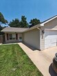Primary Photo - 212 S Queen Cir