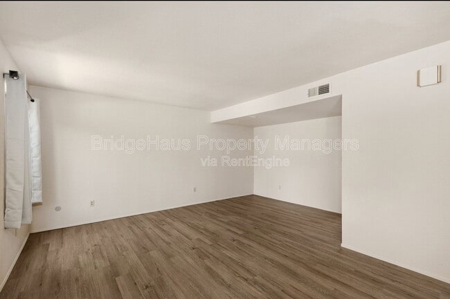Foto del edificio - 7831 Rancho Fanita Dr
