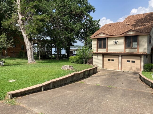 Foto del edificio - 554 Harbor Dr