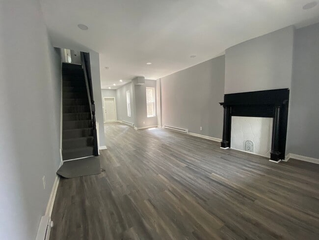 Building Photo - Anika Homes 3 Bedroom