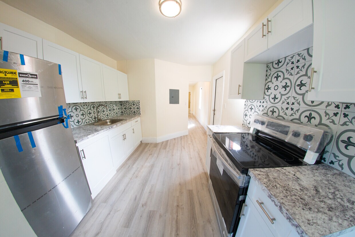 Foto principal - 424 NW South River Dr