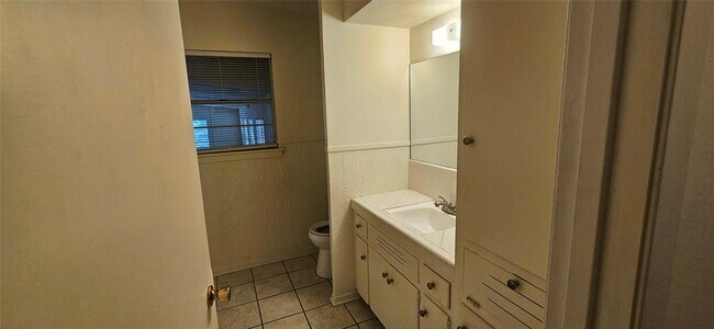 Foto del edificio - 11307 Hilltop St