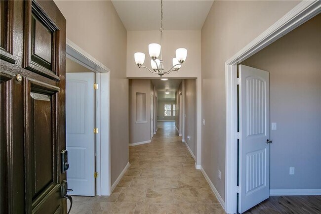 Building Photo - 448 Bingham Point