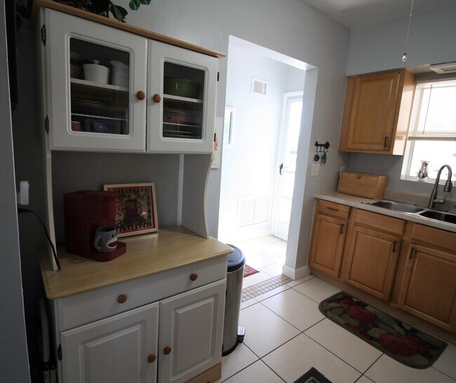 Building Photo - 2186 Florida A1A