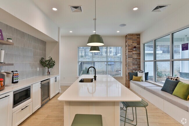 Bistro - Flagship Western Apartments & Townhomes