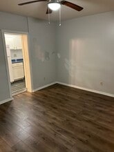 Building Photo - 405 1st St