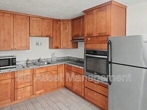 Building Photo - 1448 Merced St