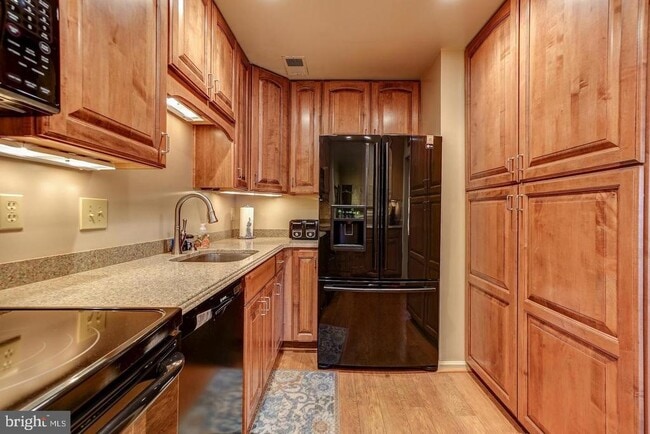 Foto del edificio - 10706 Kings Riding Way