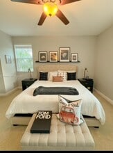 Building Photo - 1006 SW 147th Ave