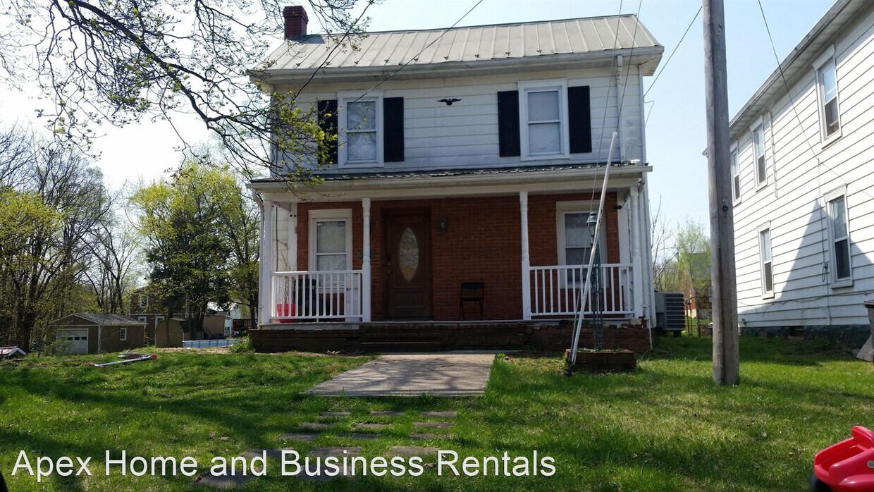 Primary Photo - 3 br, 2 bath House - 348 Rick Street