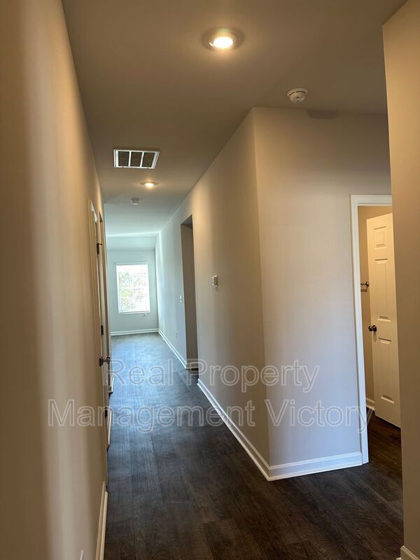 Building Photo - 154 Andrew Ln