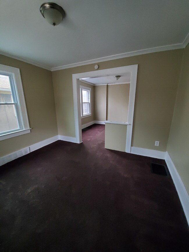 Building Photo - 58 Cummings Street