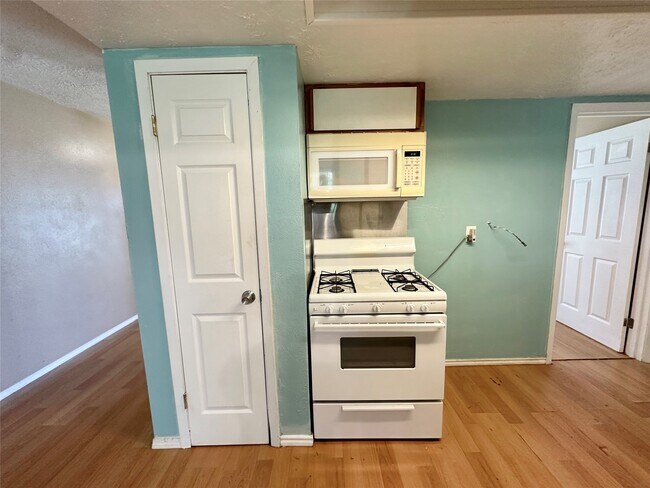 Foto del edificio - 1820 Aspen Ln