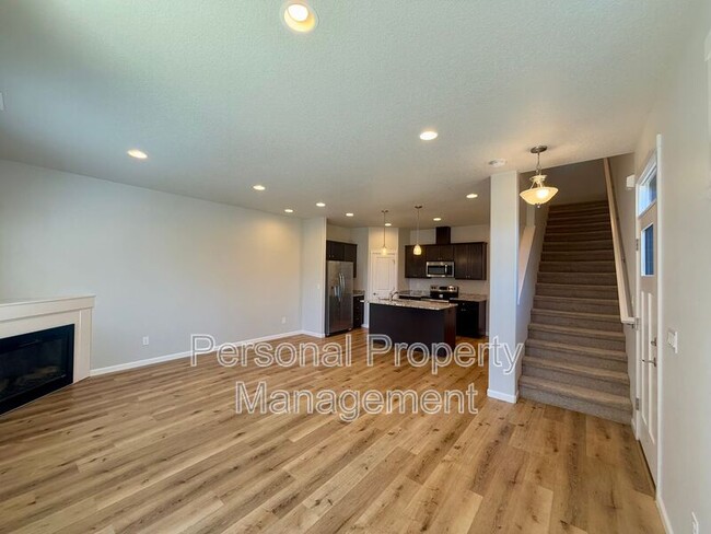 Building Photo - 5839 NE 56th Pl