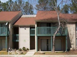 Building Photo - 3575 Oakvale Rd