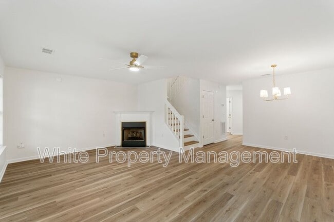 Building Photo - 15554 Asterwind Ct