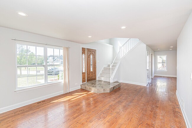 Building Photo - 2265 N Orchard Ln