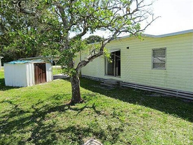 Foto del edificio - 2127 Twin Brooks Rd