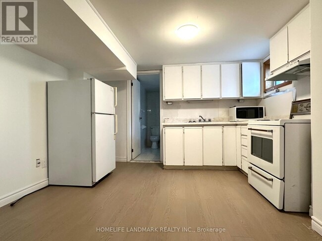 Building Photo - 46 Verwood Ave