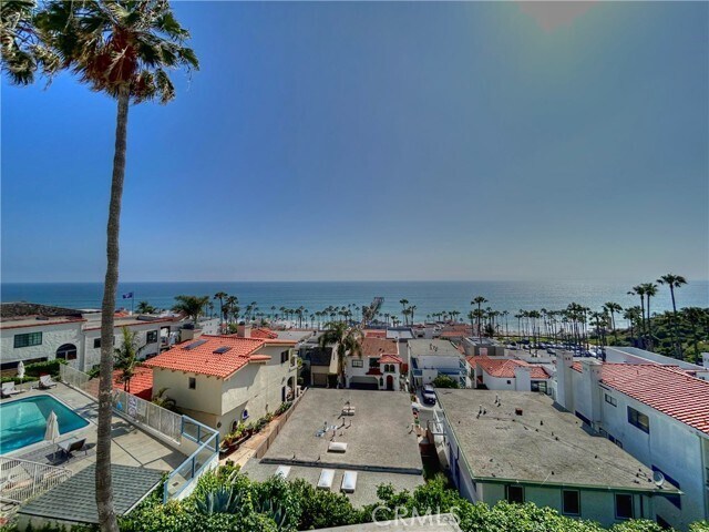 Foto del edificio - 420 Monterey Ln