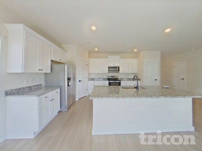 Building Photo - 1212 Crested Iris St